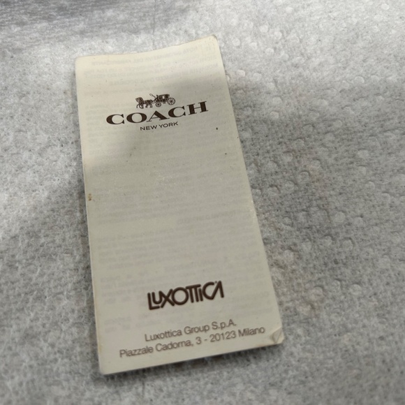 COACH CLASSIC BIG FRAME SUNGLASSES + CASE (MINT CONDITION) - Picture 3 of 3